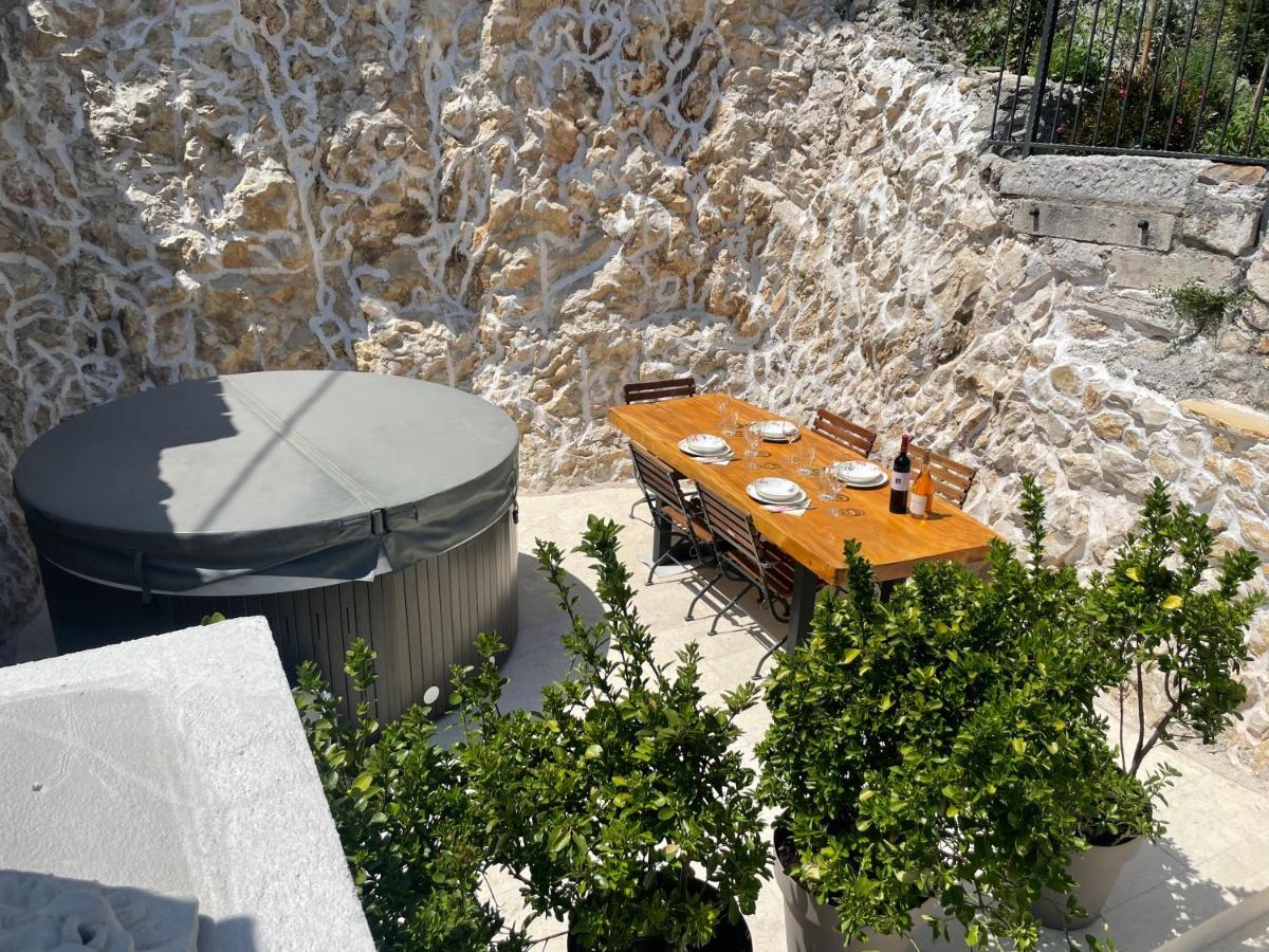סקארדין Krka Waterfalls מראה חיצוני תמונה